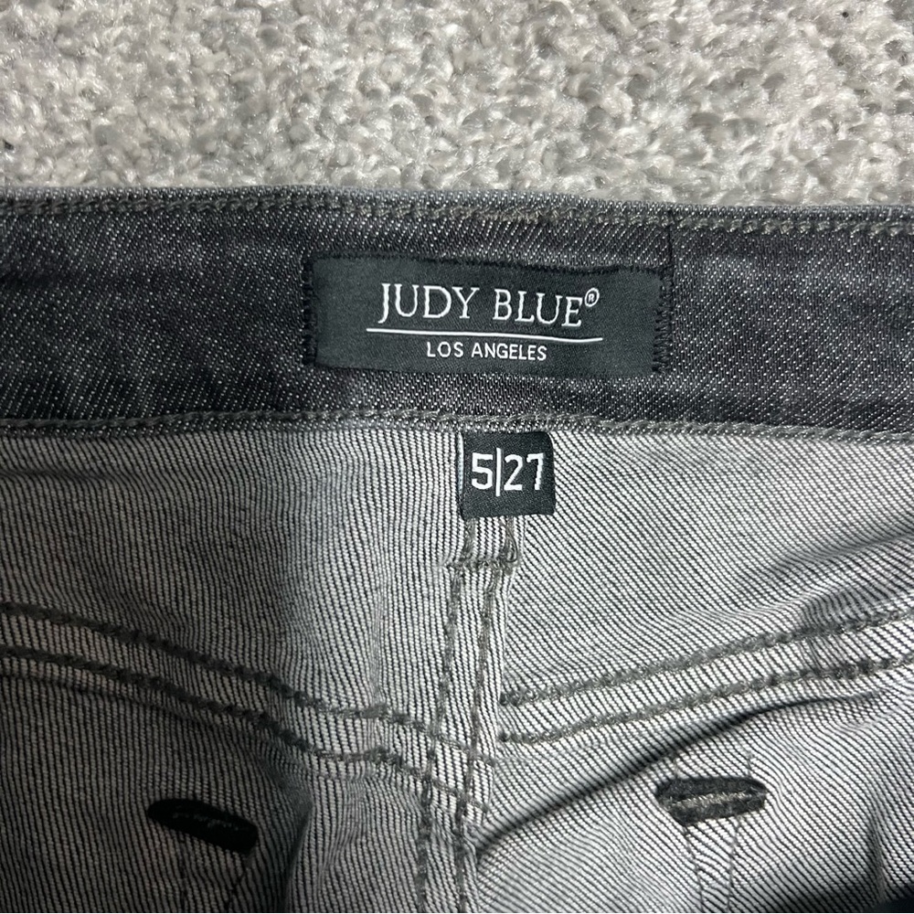 Judy Blue Jeans 5 27 Black Wash Boyfriend Fit Destroyed Bleach Splattered - Picture 6 of 9
